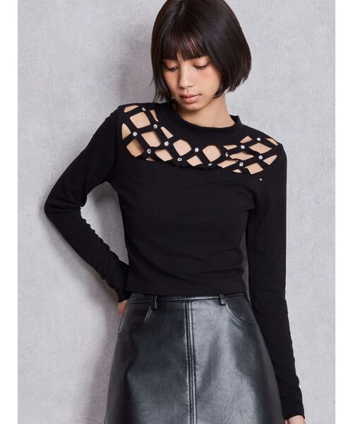 GYDA（ジェイダ）の「latticeカット bijouトップス（Tシャツ/カットソー・レディース・ブラック/グレー・FREE）」の4枚目の写真