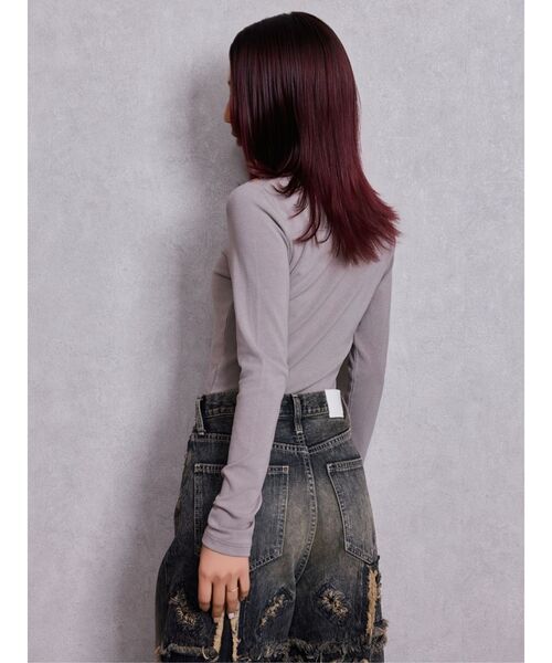 GYDA（ジェイダ）の「latticeカット bijouトップス（Tシャツ/カットソー・レディース・ブラック/グレー・FREE）」の10枚目の写真