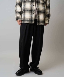 a.v.v（アーヴェヴェ）の「【毛玉になりにくい/ストレッチ】ツイルストレッチ切替オーバーパンツ【洗濯機で洗える】（その他パンツ）」