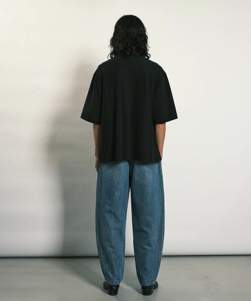 TANAKA(タナカ)の「TAPERED JEAN TROUSERS MID BLUE(デニムパンツ・メンズ・インディゴブルー・31/30/28)」の5枚目の写真