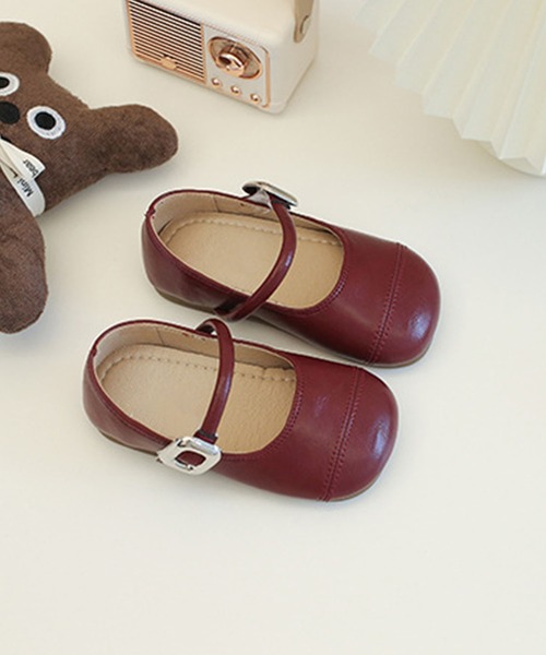 aimoha(アイモハ)の「【aimoha-KIDS-】キッズ ラウンドトゥストラップシューズ(バレエシューズ・キッズ・オフホワイト/シルバー/ブラウン/ワインレッド・19/19.5/20.5/21/21.5/22.5)」の17枚目の写真