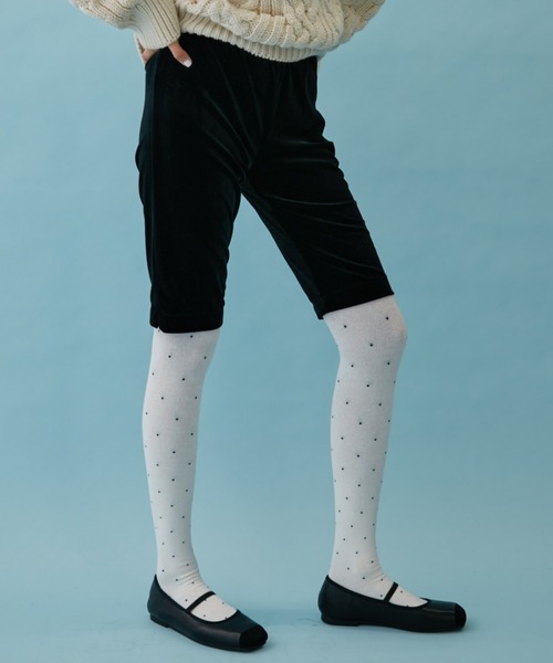 FUULLY STUDIO（フーリィーステューディオ）の「ピンドットタイツ（タイツ/ストッキング・レディース・チャコールグレー/アイボリー・FREE）」の4枚目の写真