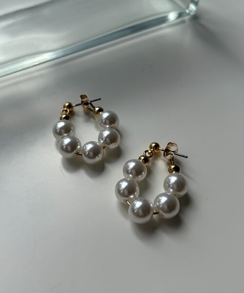Chez toi(シェトワ)の「フープ小パールピアス(ピアス(両耳用)・レディース・シルバー/ゴールド・FREE)」の5枚目の写真