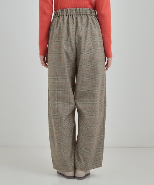 DRESKIP（ドレスキップ）の「【あったか】クラシカルなチェック柄 裏起毛カーブパンツ（その他パンツ・レディース・グレー系1/ベージュ系1・01/02/03/04）」の13枚目の写真