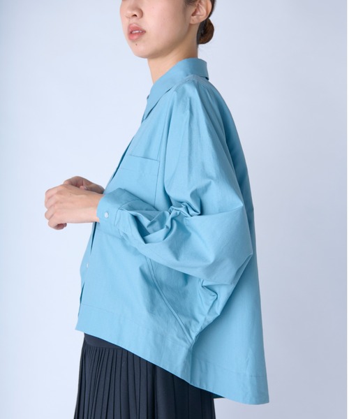 c/est（シーエ）の「【 c/est / シーエ 】 ANITA -SHORT SHIRTS-  / ショート丈シャツ  2436008  API（シャツ/ブラウス・レディース・ブラック/サックスブルー/オフホワイト・FREE）」の9枚目の写真