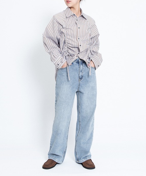 PUNYUS（プニュズ）の「レギュラーデニムパンツ（デニムパンツ・レディース・ブラック/ライトブルー・2/1/5/4/3）」の3枚目の写真