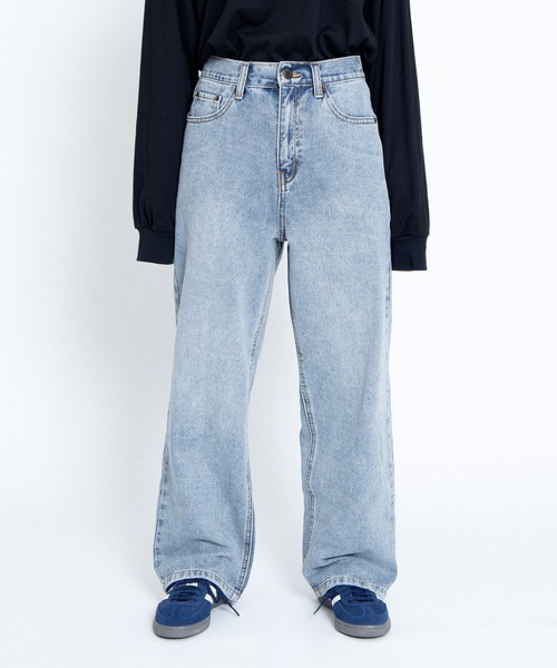 PUNYUS（プニュズ）の「レギュラーデニムパンツ（デニムパンツ・レディース・ブラック/ライトブルー・2/1/5/4/3）」の12枚目の写真