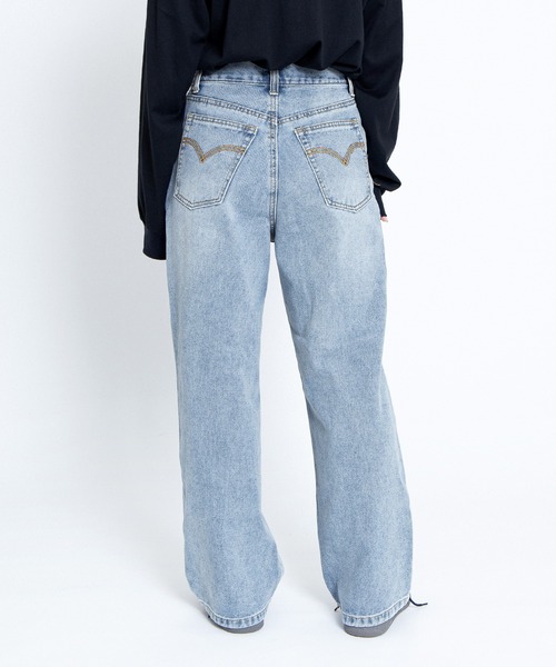 PUNYUS（プニュズ）の「レギュラーデニムパンツ（デニムパンツ・レディース・ブラック/ライトブルー・2/1/5/4/3）」の14枚目の写真