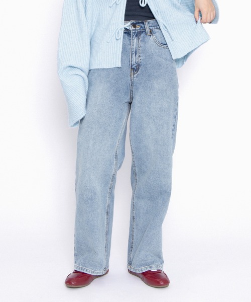 PUNYUS（プニュズ）の「レギュラーデニムパンツ（デニムパンツ・レディース・ブラック/ライトブルー・2/1/5/4/3）」の13枚目の写真