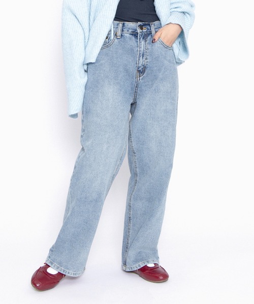 PUNYUS（プニュズ）の「レギュラーデニムパンツ（デニムパンツ・レディース・ブラック/ライトブルー・2/1/5/4/3）」の15枚目の写真