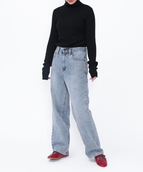 PUNYUS（プニュズ）の「レギュラーデニムパンツ（デニムパンツ・レディース・ブラック/ライトブルー・2/1/5/4/3）」の6枚目の写真