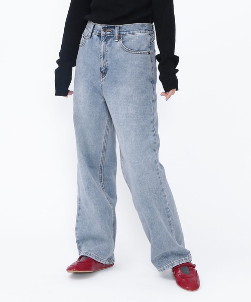 PUNYUS（プニュズ）の「レギュラーデニムパンツ（デニムパンツ・レディース・ブラック/ライトブルー・2/1/5/4/3）」の7枚目の写真