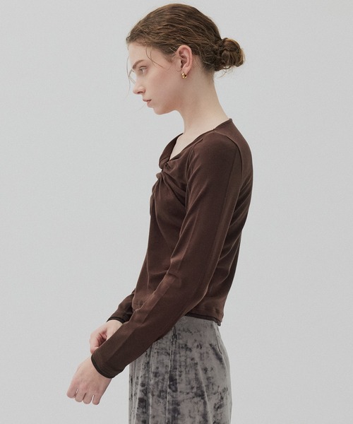 PUBLIC TOKYO(パブリックトウキョウ)の「ツイストロングTEE(Tシャツ/カットソー・レディース・ライトグレー/ブラウン・FREE)」の15枚目の写真