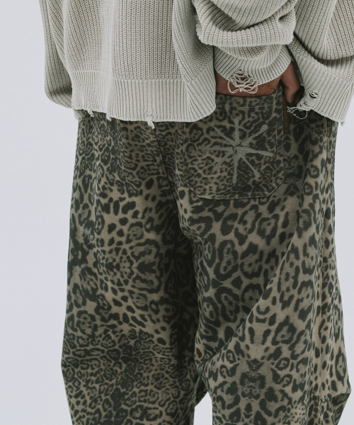 DEFGARMENTS（デフグラメンツ）の「LEOPARD SWEAT PANTS [BROWN]（その他パンツ・レディース・その他・SMALL/MEDIUM/LARGE）」の5枚目の写真
