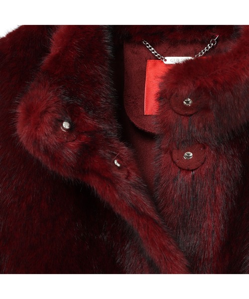 Guess（ゲス）の「LUNA Faux Fur Jacket アウター ジャケット （その他アウター・レディース・ブラック/ワインレッド・X-SMALL/MEDIUM/LARGE/SMALL）」の6枚目の写真