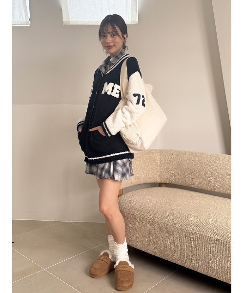 SNIDEL HOME（スナイデルホーム）の「【WEB限定カラーあり】ビッグボストンバッグ（ボストンバッグ・レディース・アイボリー/グレー/ブラウン/ピンク・F）」の20枚目の写真