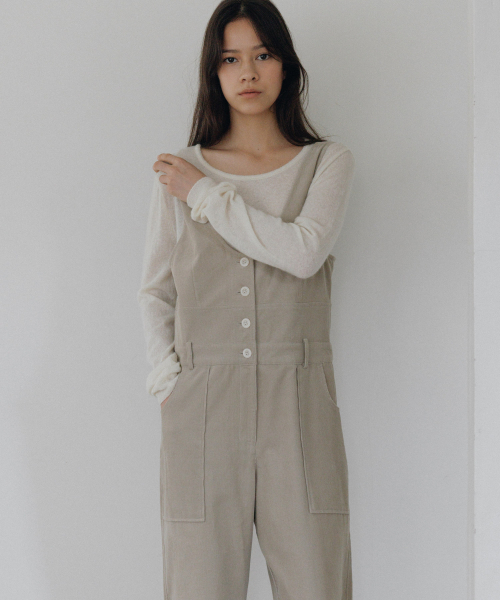ANDNEEDS(アンドニーズ)の「Buddy corduroy overall (beige)(つなぎ/オールインワン・レディース・その他・FREE)」の3枚目の写真