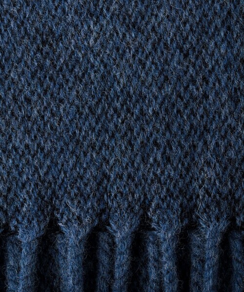 NOLLEY’S(ノーリーズ)の「【MAC.N/マックエヌ】Lambswool Dual Scarf 25(ストール/ショール・メンズ・チャコールグレー/ネイビー・FREE)」の10枚目の写真