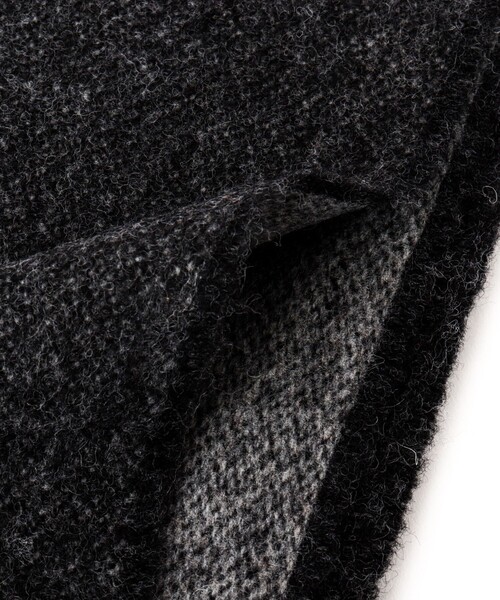 NOLLEY’S(ノーリーズ)の「【MAC.N/マックエヌ】Lambswool Dual Scarf 25(ストール/ショール・メンズ・チャコールグレー/ネイビー・FREE)」の22枚目の写真