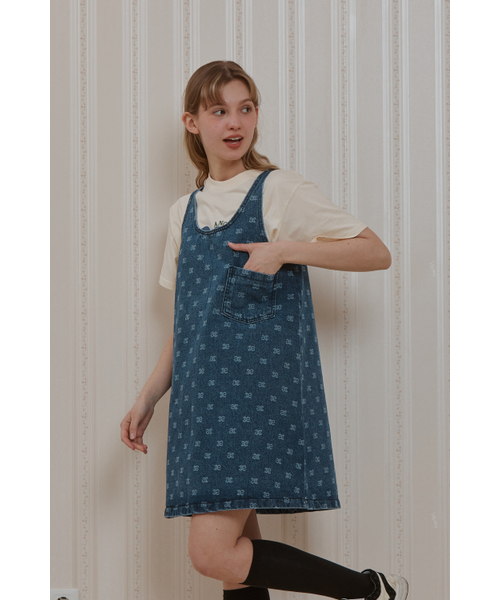 ANOETIC(アノエティック)の「ANC LOGO SLEEVELESS DENIM DRESS_BLUE(ワンピース・レディース・ブルー・FREE)」の1枚目の写真