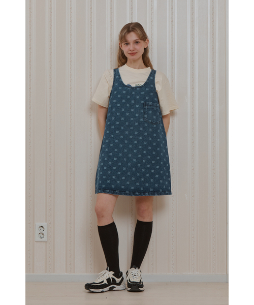 ANOETIC(アノエティック)の「ANC LOGO SLEEVELESS DENIM DRESS_BLUE(ワンピース・レディース・ブルー・FREE)」の2枚目の写真
