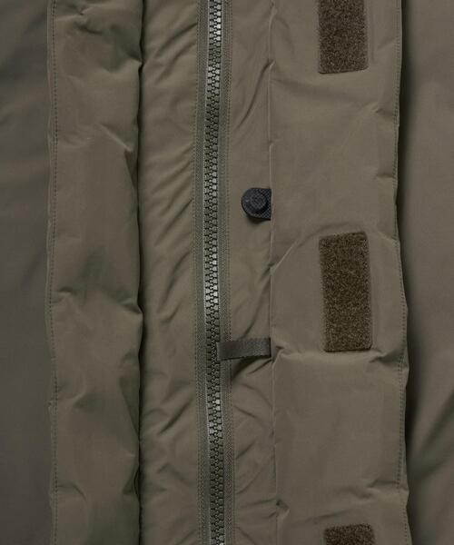DAIWA PIER39(ダイワピア39)の「DAIWA PIER39 EXPEDITION DOWN JACKET(ダウンジャケット/コート・メンズ・カーキ/チャコールグレー/ブラック/ホワイト・MEDIUM/SMALL/X-LARGE/LARGE)」の8枚目の写真