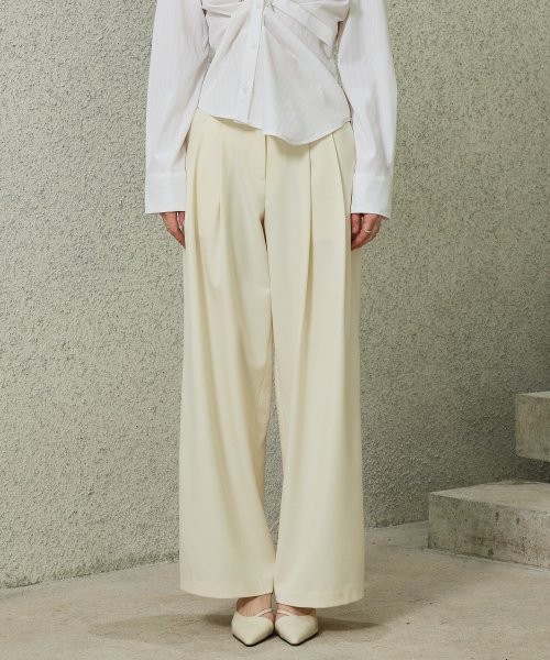 ARI(アリ)の「TOMO WIDE SLACKS / IVORY(スラックス・レディース・アイボリー・SMALL/MEDIUM)」の1枚目の写真