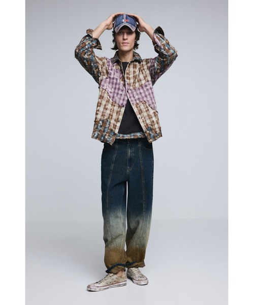 Desigual（デシグアル）の「グラデーション ウォッシュ バルーン デニム（デニムパンツ・メンズ・ブルー・XS/S/M/L/XL/XXL）」の7枚目の写真