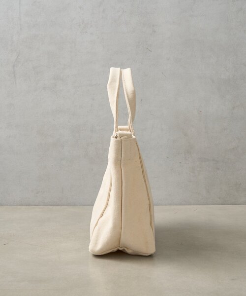 BIRTHDAY BAR(バースデイバー)の「≪BIRTHDAY BARオリジナル≫【B-DAY DONUTS】キャンバス2WAYミニトートバッグ(ショルダーバッグ・レディース・アイボリー/ブラック・0)」の17枚目の写真