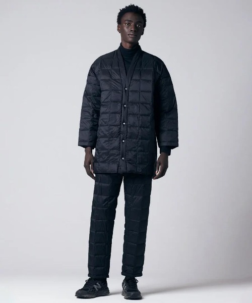 TAION(タイオン)の「HANTEN DOWN CARDIGAN 101-HT(ダウンジャケット/コート・メンズ・ブラック・1/2)」の4枚目の写真