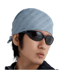 URH（アンダーコントロールロードハイカー）の「ランニングスカーフバンダナ URH - A - 004 - BREEZE (4COLORS)（バンダナ/スカーフ）」