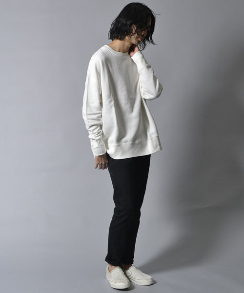 AMERICAN RAG CIE（アメリカンラグシー）の「AMERICAN RAG CIE ビッグシルエットスウェット【WEB限定】（スウェット・メンズ・ホワイト/ブラック/グレー・1/2）」の16枚目の写真