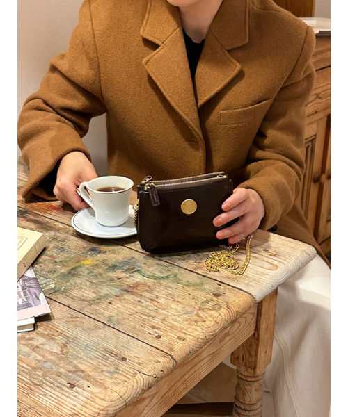 COTEDEMOI(コテドムア)の「Ecrin mini double chain bag - Chocolate brown(メッセンジャーバッグ・レディース・その他・FREE)」の4枚目の写真