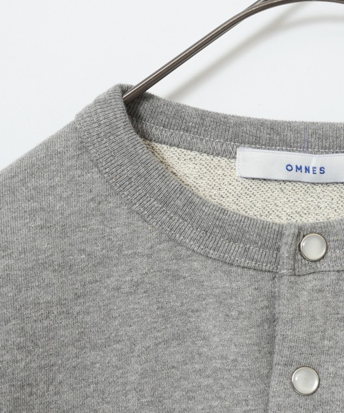 OMNES（オムネス）の「裏毛スウェット パールドットカーディガン KIDS（カーディガン/ボレロ・キッズ・グレー/ホワイト/ピンクベージュ/ブラック・100cm/120cm/130cm/110cm/140cm）」の22枚目の写真