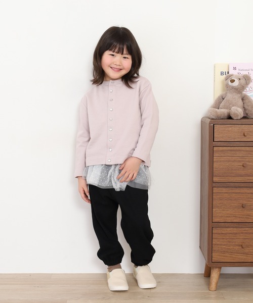 OMNES（オムネス）の「裏毛スウェット パールドットカーディガン KIDS（カーディガン/ボレロ・キッズ・グレー/ホワイト/ピンクベージュ/ブラック・100cm/120cm/130cm/110cm/140cm）」の10枚目の写真
