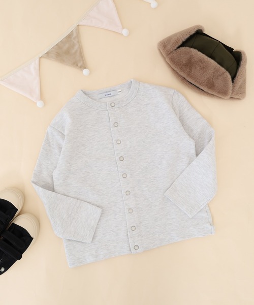 OMNES（オムネス）の「裏毛スウェット パールドットカーディガン KIDS（カーディガン/ボレロ・キッズ・グレー/ホワイト/ピンクベージュ/ブラック・100cm/120cm/130cm/110cm/140cm）」の17枚目の写真