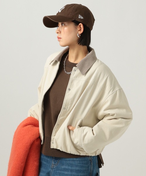 BAYFLOW（ベイフロー）の「[内側ボアで暖かい]裏ボアショートブルゾン（ブルゾン・レディース・オフホワイト/インディゴブルー・FREE）」の2枚目の写真