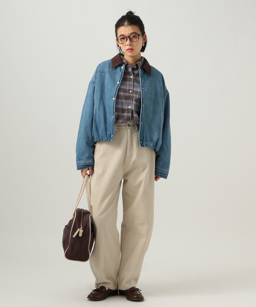 BAYFLOW（ベイフロー）の「[内側ボアで暖かい]裏ボアショートブルゾン（ブルゾン・レディース・オフホワイト/インディゴブルー・FREE）」の9枚目の写真