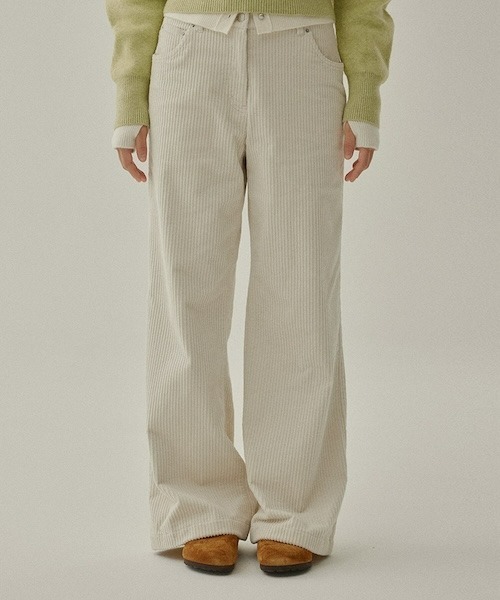 COVERNAT（カバーナット）の「WOMEN'S STRAIGHT CORDUROY PANTS（その他パンツ・レディース・アイボリー・MEDIUM/SMALL）」の4枚目の写真