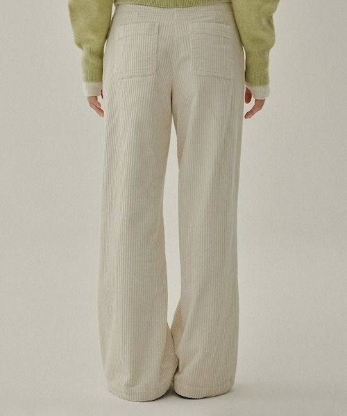 COVERNAT（カバーナット）の「WOMEN'S STRAIGHT CORDUROY PANTS（その他パンツ・レディース・アイボリー・MEDIUM/SMALL）」の6枚目の写真