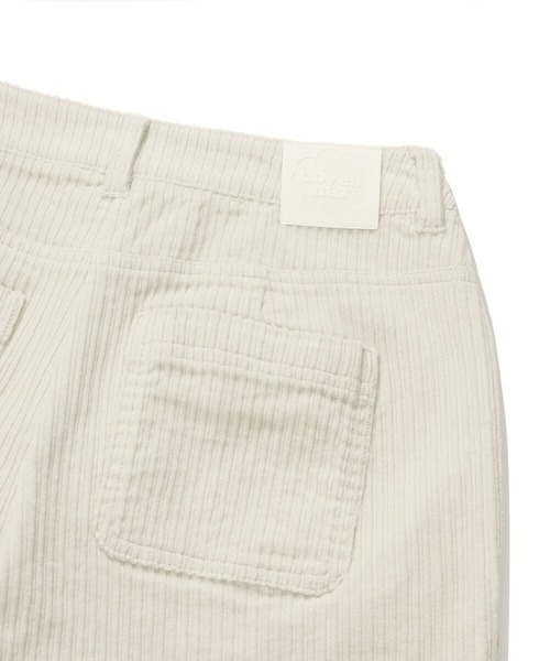 COVERNAT（カバーナット）の「WOMEN'S STRAIGHT CORDUROY PANTS（その他パンツ・レディース・アイボリー・MEDIUM/SMALL）」の14枚目の写真