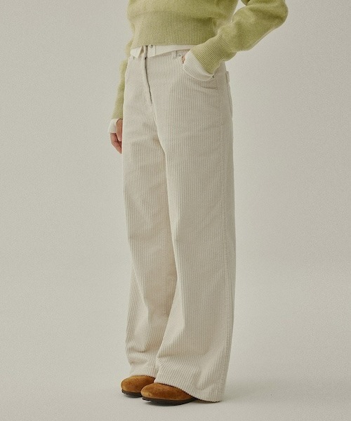 COVERNAT（カバーナット）の「WOMEN'S STRAIGHT CORDUROY PANTS（その他パンツ・レディース・アイボリー・MEDIUM/SMALL）」の5枚目の写真