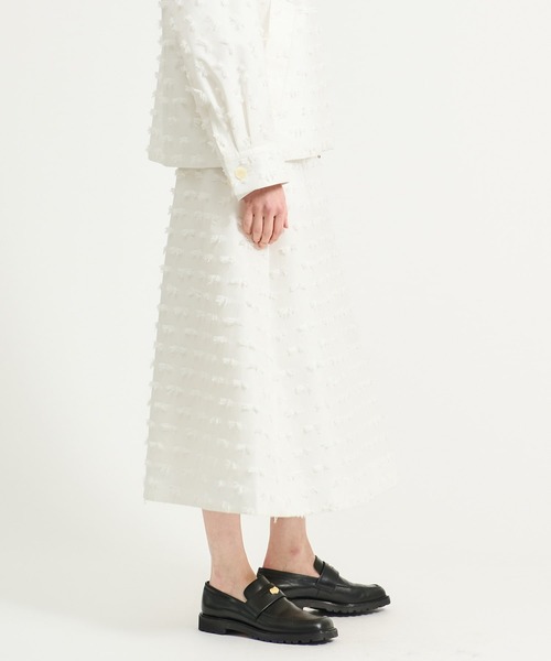 ESTNATION（エストネーション）の「ESTNATION / リボンカットジャガードスカート（スカート・レディース・ブラック/ホワイト・38/36）」の3枚目の写真