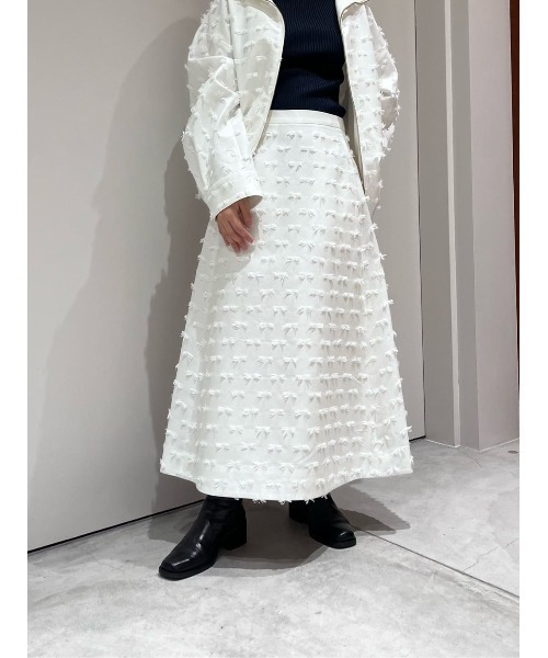 ESTNATION（エストネーション）の「ESTNATION / リボンカットジャガードスカート（スカート・レディース・ブラック/ホワイト・38/36）」の16枚目の写真