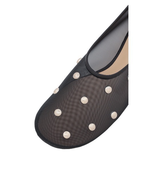 CLANE（クラネ）の「STUDDED MESH FLAT SHOES（パンプス・レディース・ベージュ/ブラック・36/37/38）」の12枚目の写真