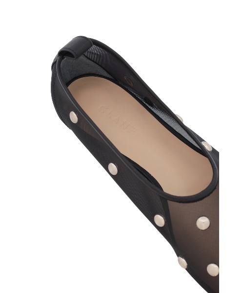 CLANE（クラネ）の「STUDDED MESH FLAT SHOES（パンプス・レディース・ベージュ/ブラック・36/37/38）」の13枚目の写真