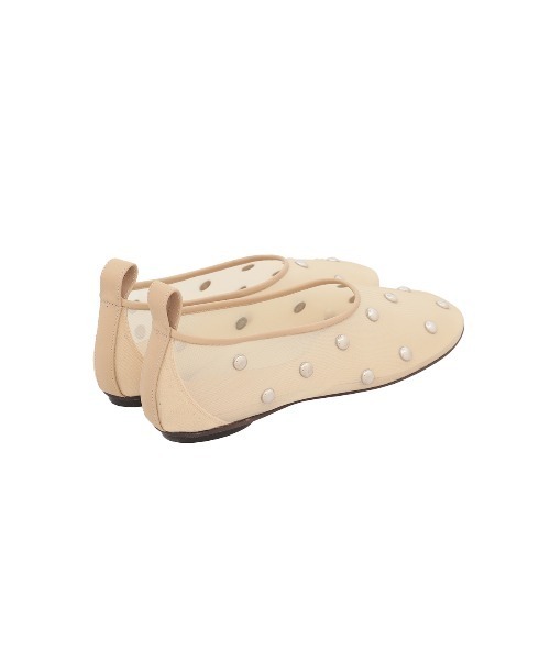 CLANE（クラネ）の「STUDDED MESH FLAT SHOES（パンプス・レディース・ベージュ/ブラック・36/37/38）」の18枚目の写真