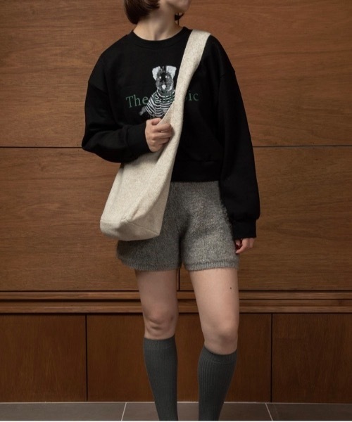 lawgy（ラウジー）の「dog print sweat / ドッグプリントスウェット（スウェット・レディース・ブラック/グレー/ホワイト・FREE）」の4枚目の写真