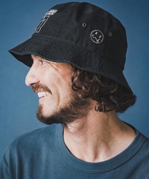 seventy seven（セブンティセブン）の「mko13352-embroidery bucket hat (77number) バケットハット(7726S360)（ハット）」