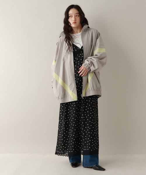 RAGEBLUE（レイジブルー）の「選べるシルエット/スタンドネックナイロンブルゾン（ブルゾン・レディース・ネイビー/オフホワイト/ライトグレー・MEDIUM/LARGE）」の7枚目の写真